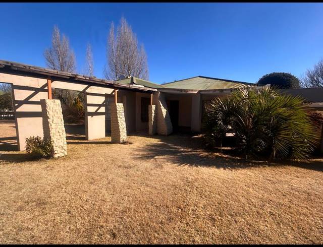 4 BEDROOM HOUSE FOR SALE IN STANDERTON CENTRAL